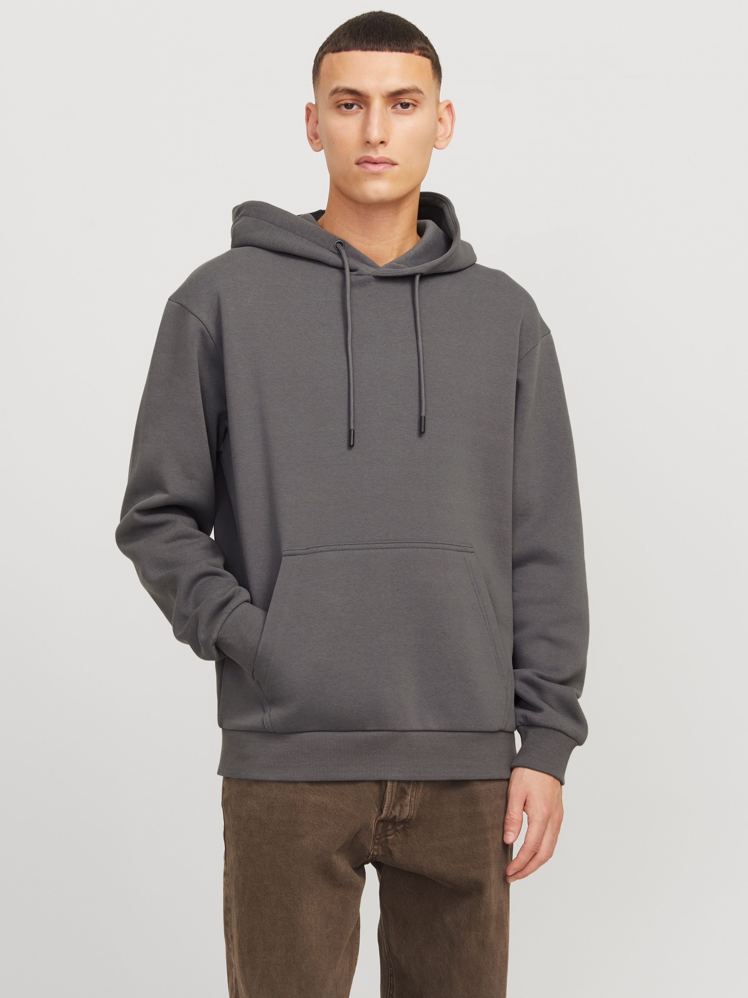 Jack & Jones Kapuzensweatshirt »JJEBRADLEY SWEAT HOOD NOOS«, mit Känguru Tasche