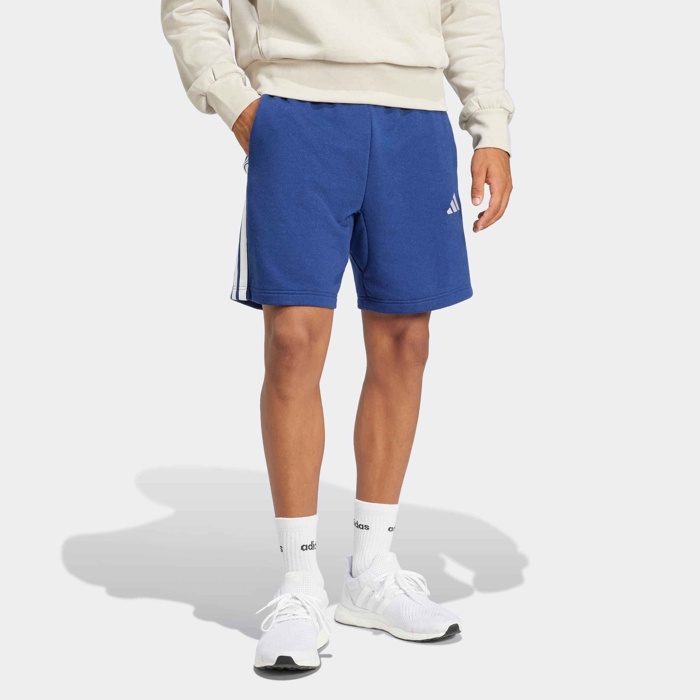adidas Sportswear Shorts »M 3S FT SHO« für Laufaktivitäten und sportliche Anlässe, mit Kordelverschluss