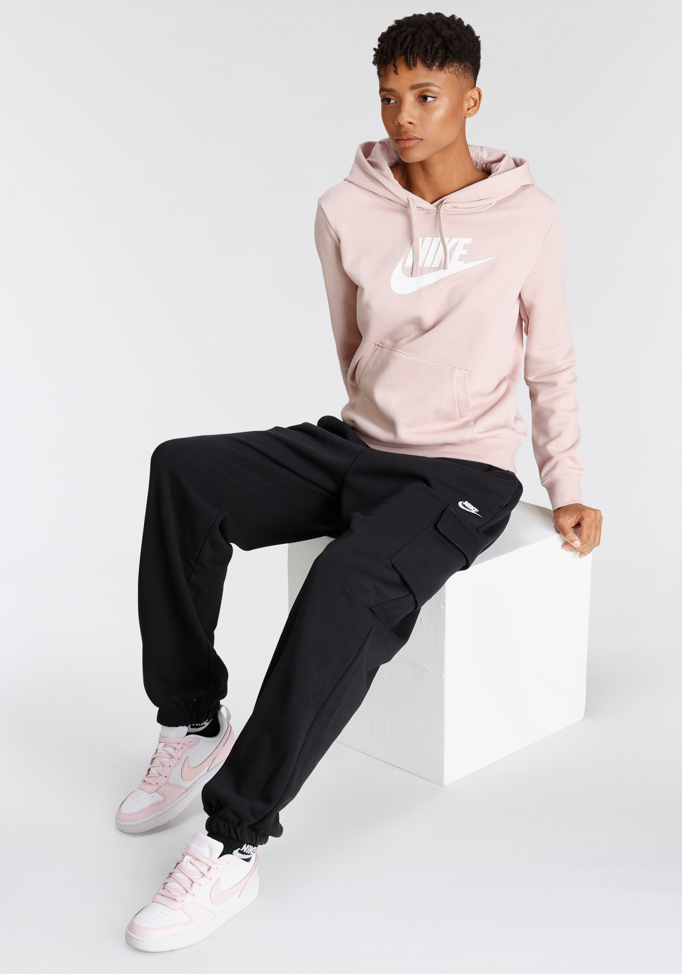 Nike Sportswear Jogginghose Sweatpants« Mid-Rise Jelmoli-Versand »Club online bei kaufen Oversized Schweiz Fleece Cargo Women\'s