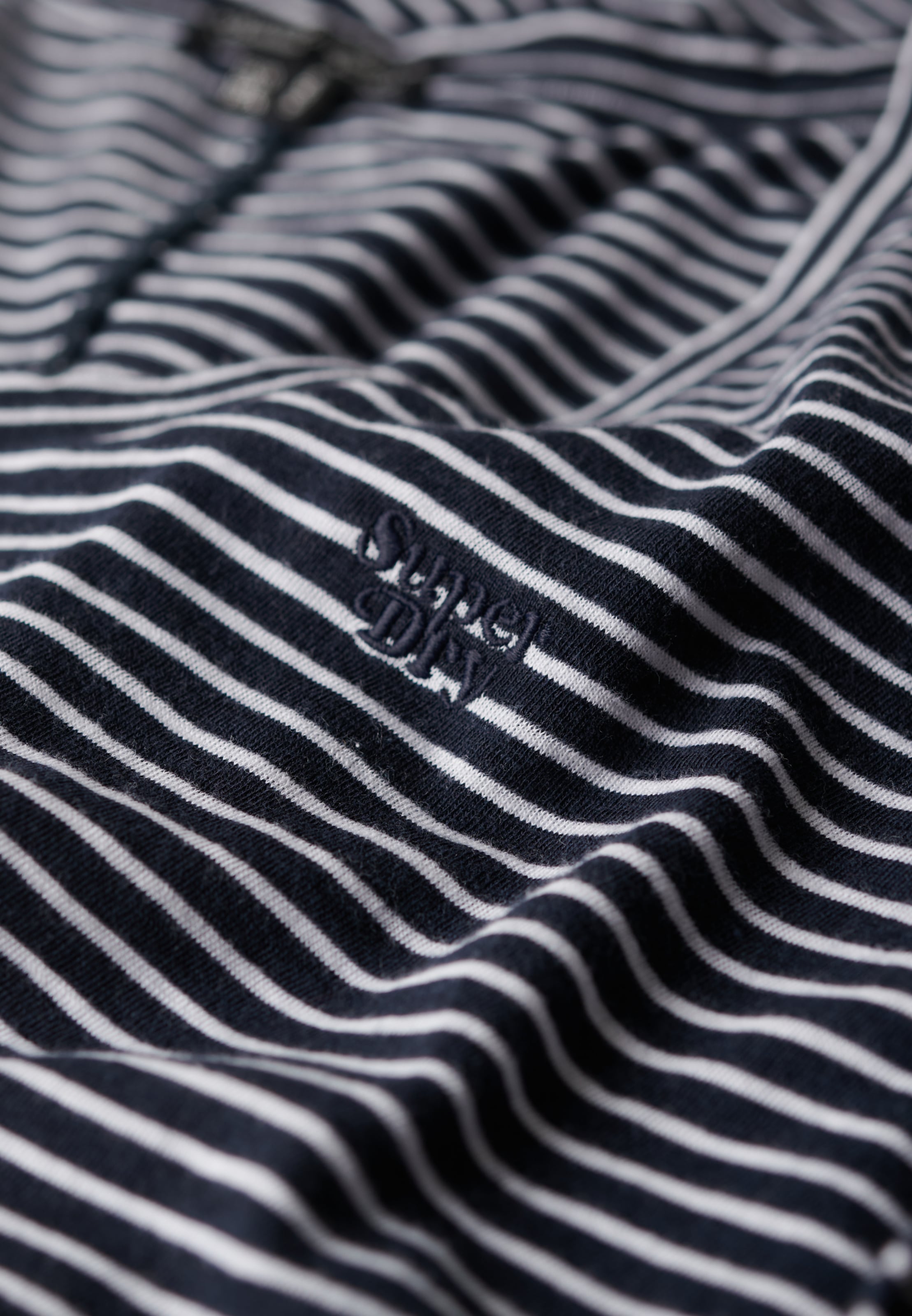 Superdry Kurzarmshirt »SCOOP NECK TEE«