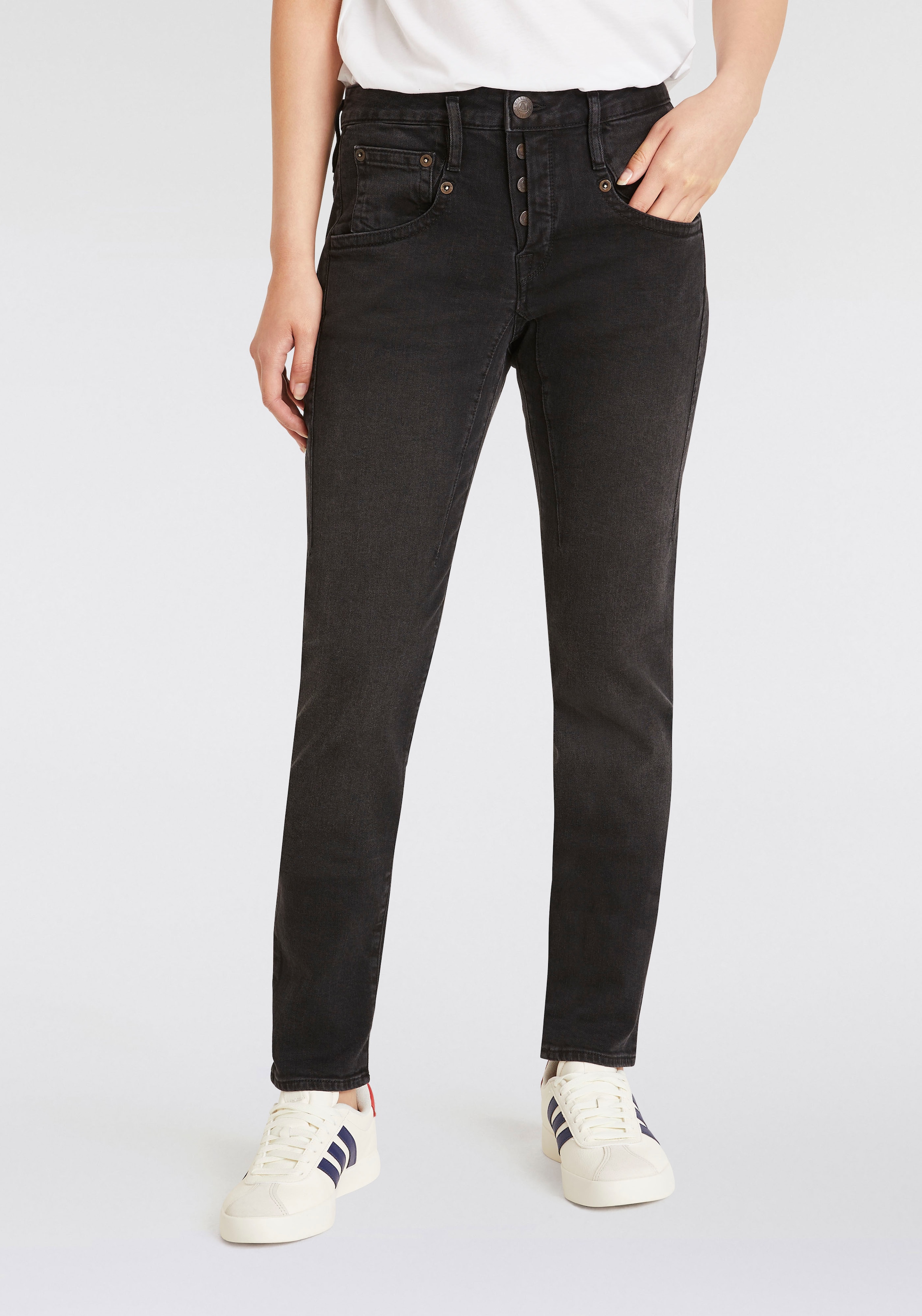 Boyfriend-Jeans »Shyra Long Recycled Denim Black Stretch«