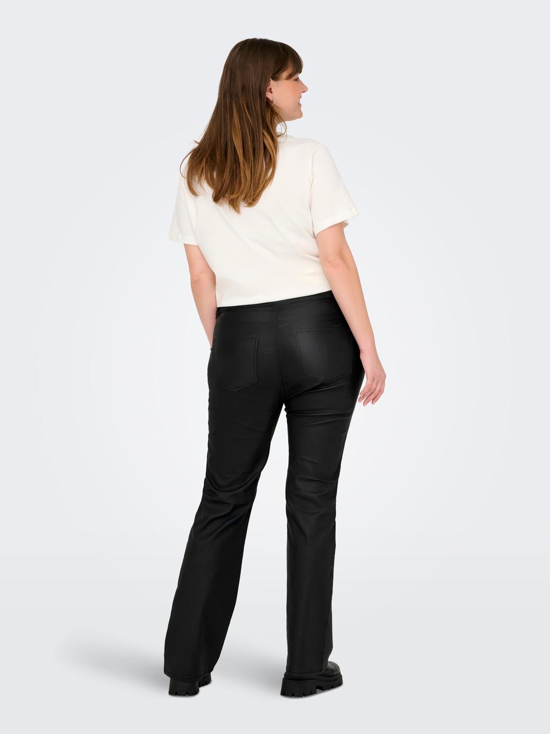 ONLY CARMAKOMA Lederimitathose »CARBLUSH MID FLARED COATED PNT NOOS«