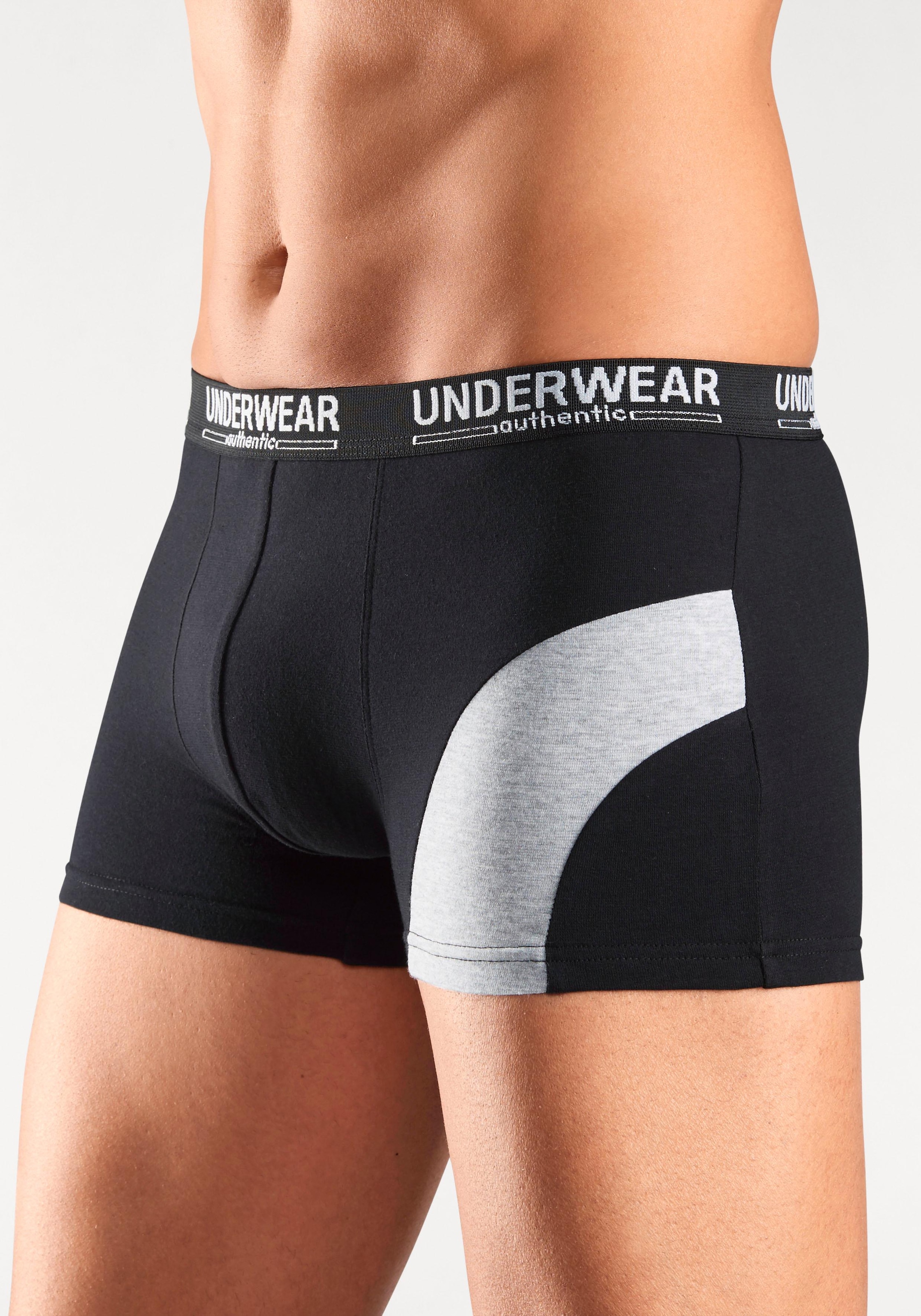 AUTHENTIC UNDERWEAR Boxer, (Packung, 4 St.), mit kontrastfarbenen Einsatz