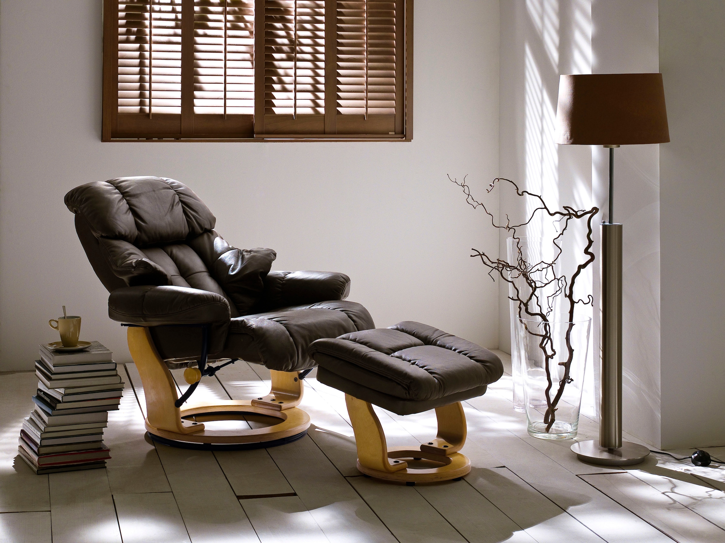 MCA furniture Relaxsessel »Calgary«, Fernsehsessel 360°drehbar inkl. Hocker mit Lederbezug