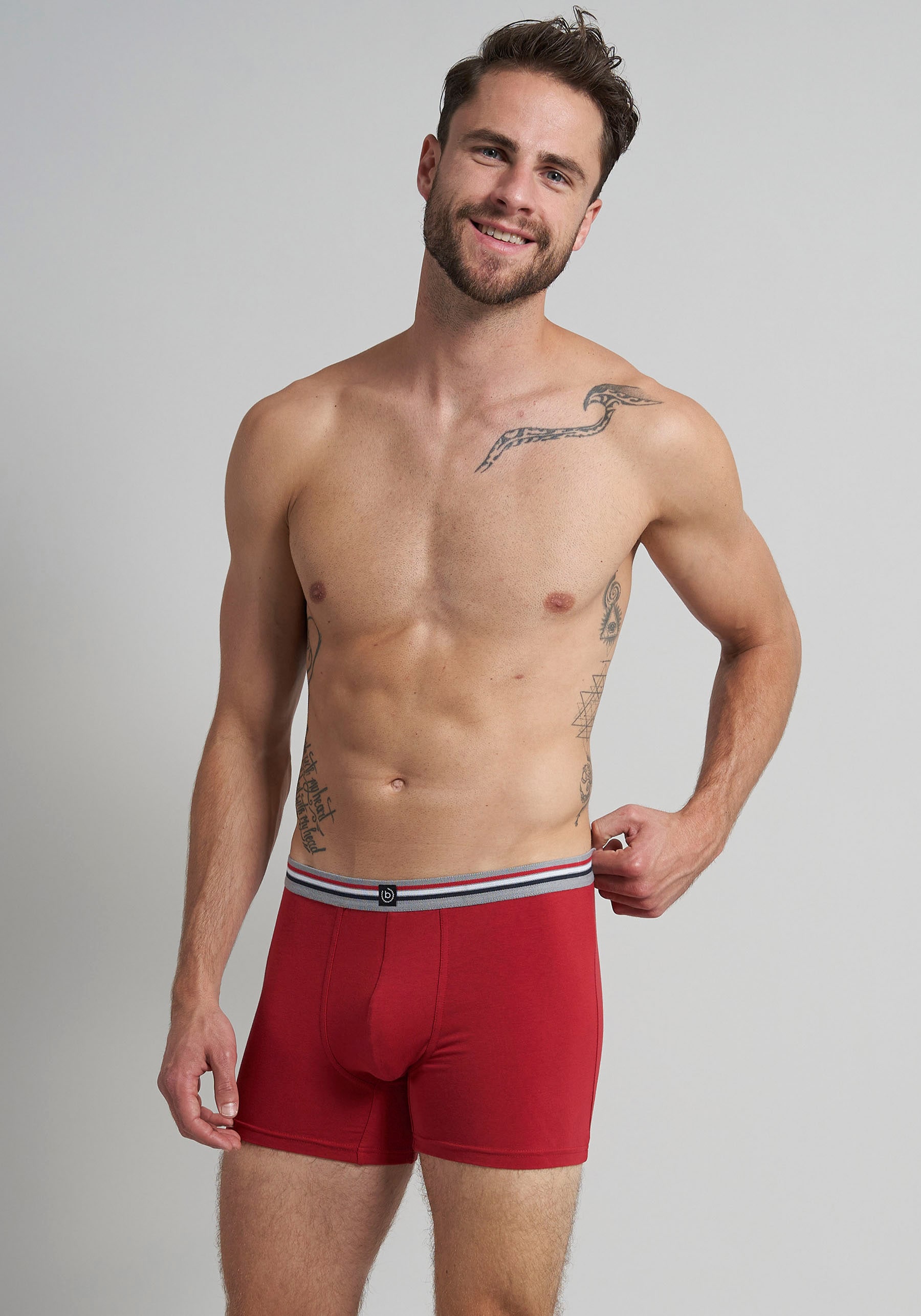 bugatti Boxershorts »Prag«, (3er Pack), bequem, atmungsaktiv, Baumwollmix, mit Logo, eng, lang