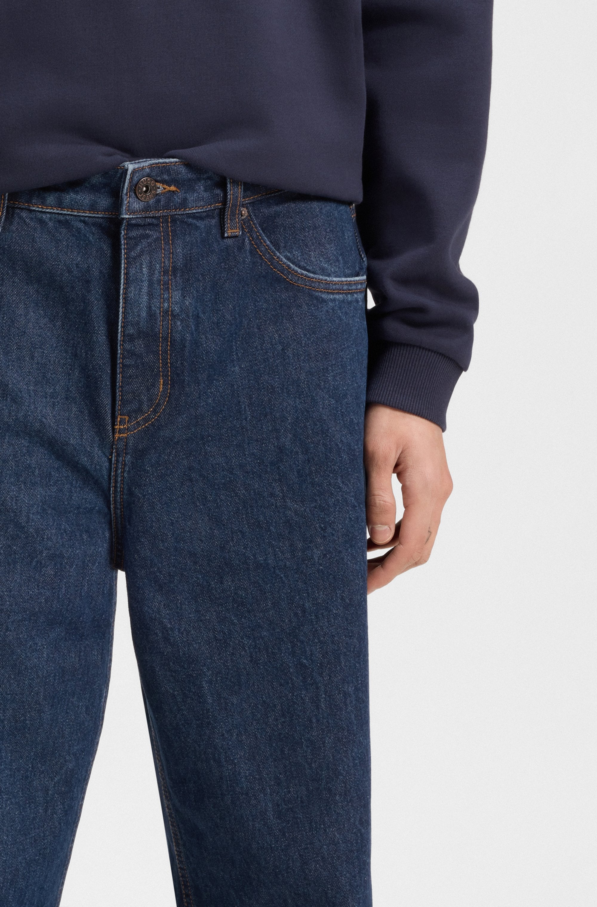 HUGO Blue Relax-fit-Jeans »Leni«, mit charakteristischer Stickerei