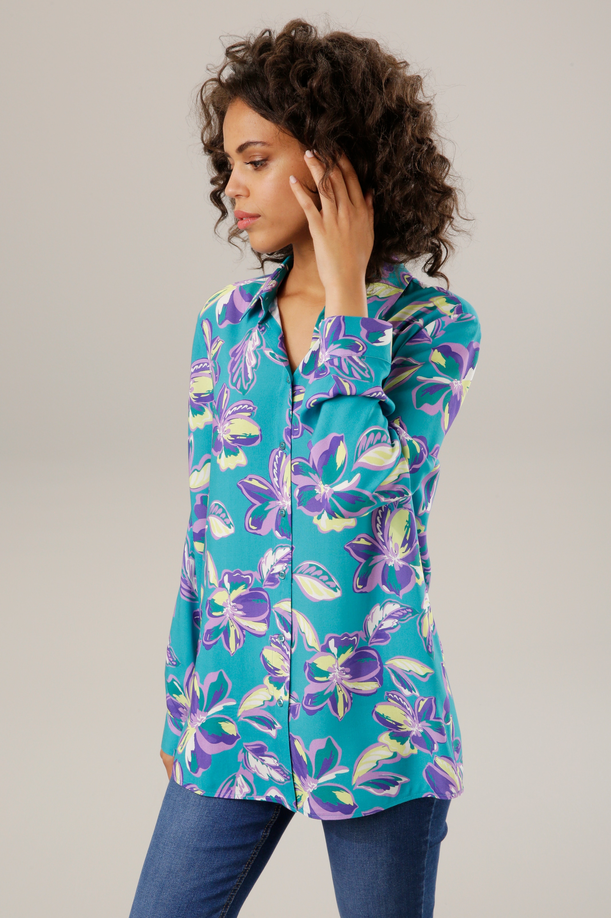 Aniston CASUAL Hemdbluse, mit farbharmonischen Blüten | Jelmoli-Versand bedruckt Blättern kaufen online und