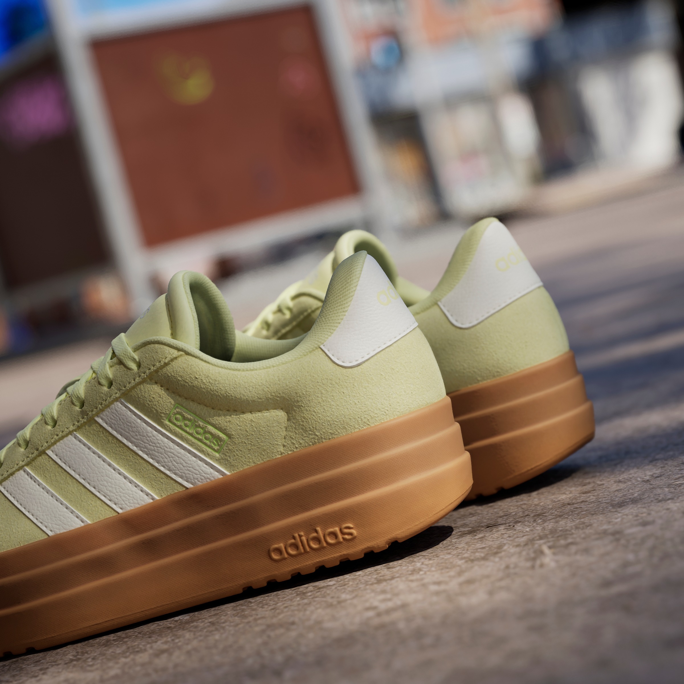adidas Sportswear Sneaker »VL COURT BOLD«, Design auf den Spuren des adidas Gazelle Bold